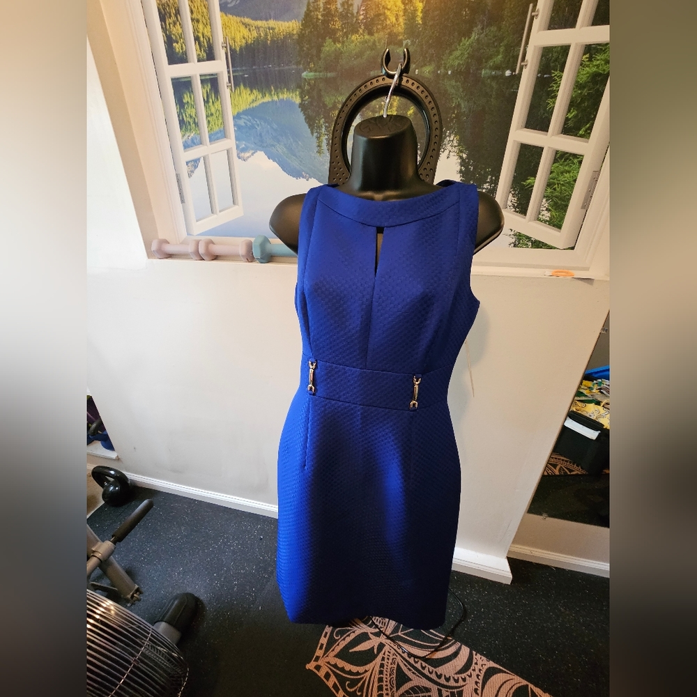 Tahari blue dress - Size 4 - NWT